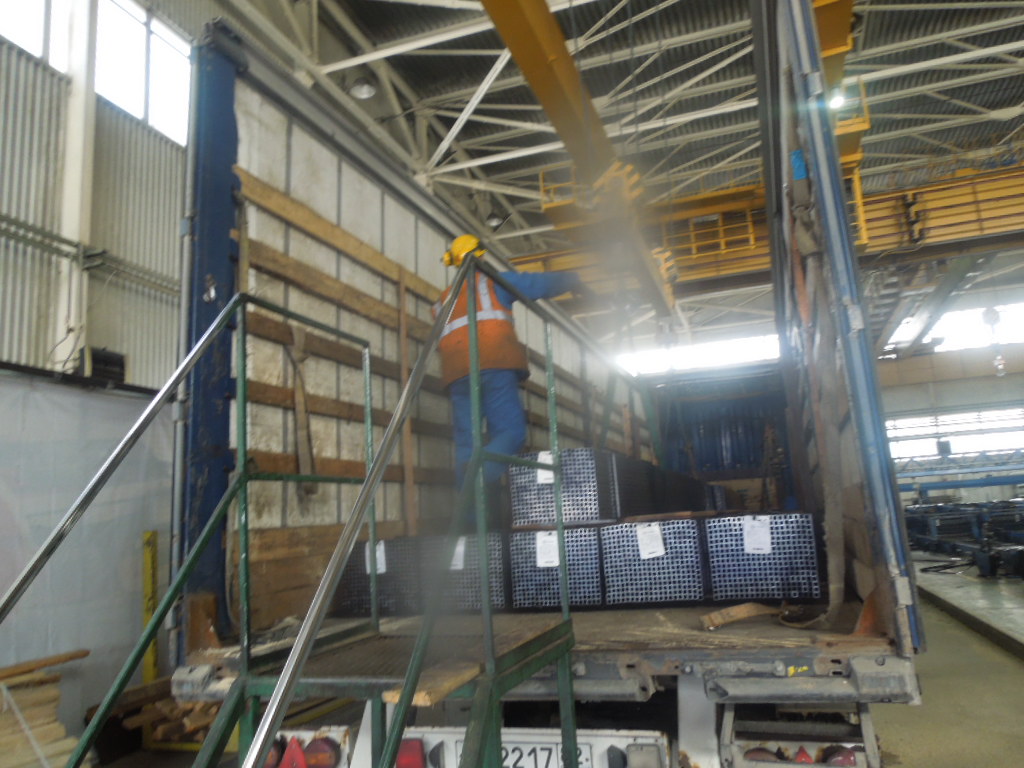 труба профильная40х20х1,5